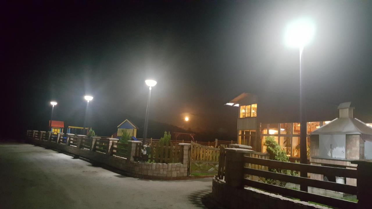 Restoran ,, POGLED Hotel Han Pijesak Exterior foto