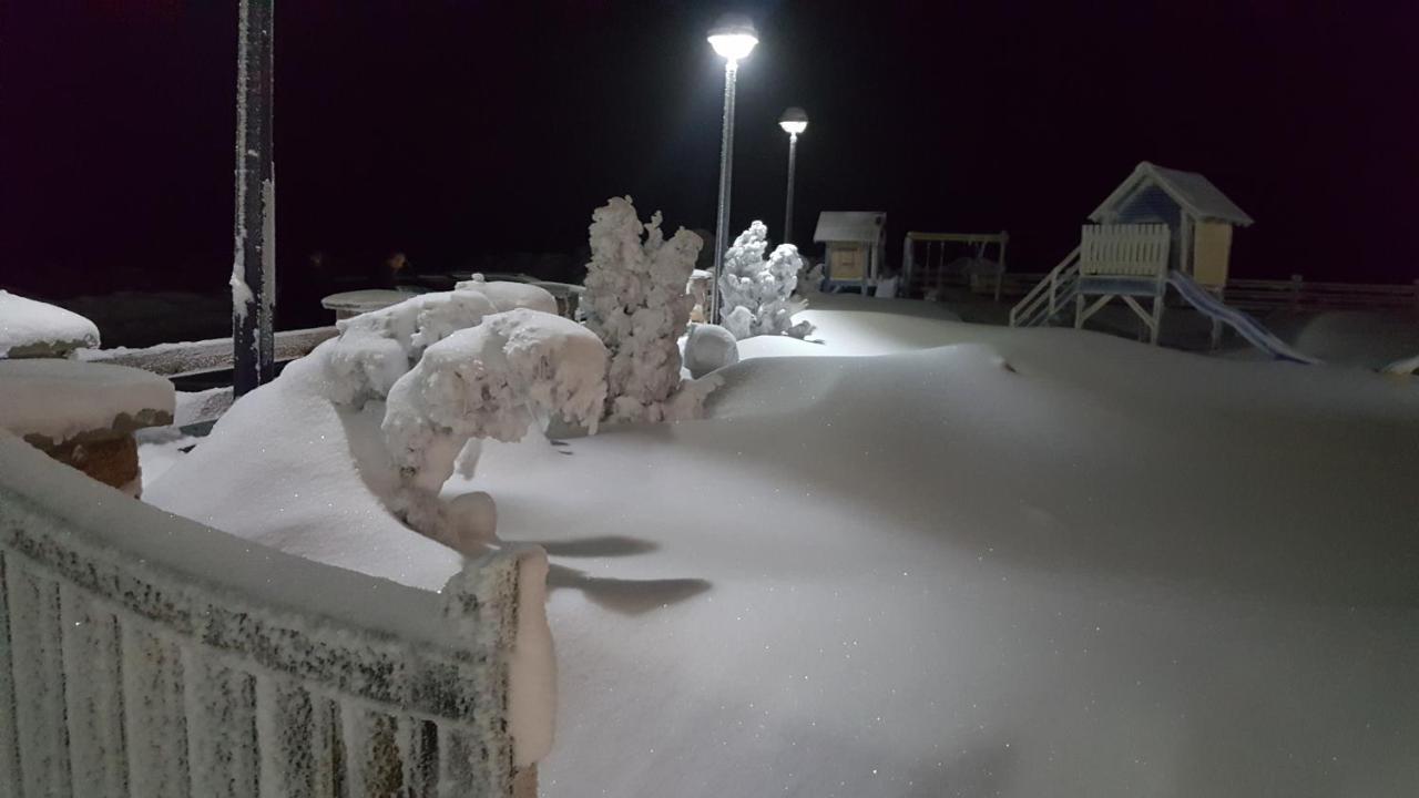 Restoran ,, POGLED Hotel Han Pijesak Exterior foto